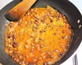 A picture of step 6 of Chana Palak Masala.