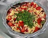 Une image de l'étape 9 de Salade de pâtes aux tomates cerises, poivrons rouges grillés et persil.
