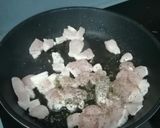 Foto del paso 2 de la receta Pasta con pollo y salsa de queso