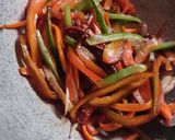 চাইনিজ চাউমিন (chinese chow mein recipe in Bengali) রেসিপি ধাপ - 3 ছবি