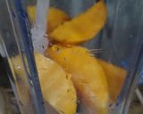Foto langkah ke 2 dari resep Matcha Latte Topping Cream Double Mango.