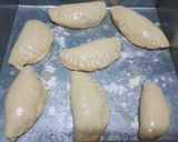 A picture of step 6 of Nutella filled fatayer.