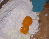 Foto langkah ke 2 dari resep Donat empuk tanpa kentang ulen tangan.