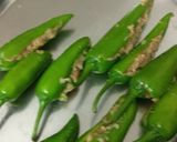 मिरची भजी (Mirchi Bhajji Recipe In Marathi) रेसिपी स्टेप 4 फोटो 