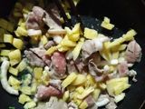 Thịt bò kho dứa cải thìa