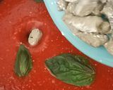 Foto del passaggio 10 della ricetta GNOCCHI DI MELANZANA COTTI NEL SUGO DI POMODORO E BASILICO 😋🍆
