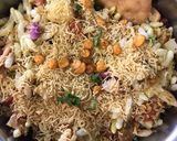 A picture of step 5 of Sukhi Bhel.