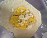 Foto langkah ke 4 dari resep Sweet Potato Cheese Bread.