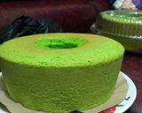 Foto langkah ke 5 dari resep Bolu pandan.