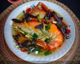 Foto langkah ke 7 dari resep Sup Udang Galah Jamur Kuping.