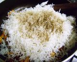 A picture of step 6 of Nasi Goreng.