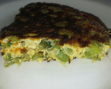 Foto del paso 4 de la receta: Tortilla de pencas de acelga y zanahoria