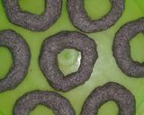 Foto langkah ke 3 dari resep Gemblong Ketan Hitam.