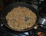 A picture of step 2 of Walnuts Snowballs.