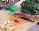 Foto del paso 1 de la receta Kale con champiñones, piñones y otras cosas!