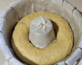 Foto del paso 7 de la receta: 🐰🎉🥚 Rosca de Pascuas - Rellena de Dulce de leche 🥚🎉🐰