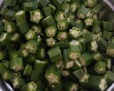 A picture of step 1 of Bhindi.