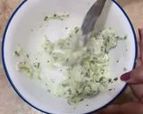 A picture of step 4 of Cheesy garlic bread.