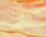 Foto del paso 2 de la receta: Espaguetis con bacon y gambas