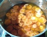 Foto langkah ke 3 dari resep Sop kentang wortel.