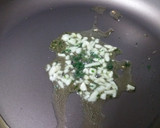 Foto del paso 2 de la receta: Bacalao revuelto