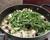 વાલોળ રીંગણાં નું શાક (Valor Ringan Shak Recipe In Gujarati) રેસીપી સ્ટેપ2ફોટો