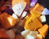 صورة لخطوة 3 من وصفة حساء العدس الأحمر🧡و اليقطين🎃