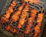 A picture of step 3 of Bún Thịt Nướng (Air Fryer Grilled Pork with Vermicelli).