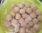 Foto langkah ke 7 dari resep Bakso Sapi Kenyal Home Made lengkap dengan gambar.
