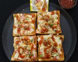 A picture of step 2 of Bread Pizza.