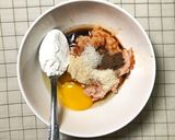 Foto langkah ke 1 dari resep Pangsit Goreng Ala Le Gino.