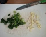 Rozmaringos "zöldmártás" ropogós csirkemellel rizskörettel recept fázis 1 fotója