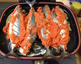 Foto langkah ke 6 dari resep Kembung Panggang Pedas.