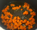 Foto del paso 6 de la receta: Rollitos de lomo con salsa de zanahoria y calabacín al curry