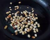 A picture of step 2 of Dahi Samosa Chaat.