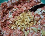 A picture of step 4 of Homemade Beef Burgers.