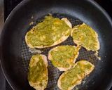 Pestós/Erős Pistás-sajtos csirkemell szelet recept fázis 3 fotója