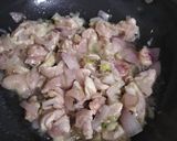 ক্রীমি চিকেন স্যান্ডুইচ (Creamy chicken sandwich recipe in Bengali) রেসিপি ধাপ - 2 ছবি