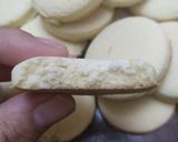 Foto del paso 8 de la receta: Alfajores de vainilla con de dulce de leche sin tacc