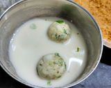 A picture of step 5 of Cheesy balls.