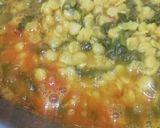 A picture of step 7 of Dal Palak.