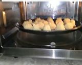 A picture of step 5 of Coconut Macaroons.