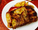 Hình bước làm 10 của món Sườn nướng tảng và khoai tây bỏ lò. 🍽🥔🍖