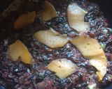 Foto del paso 2 de la receta: Tortilla de lechuga y hojas de remolacha