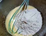 Foto langkah ke 3 dari resep Lemon Cake (No Mixer).