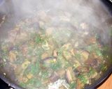 Foto del paso 4 de la receta: Tallarines con setas al ajillo