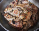 Foto del paso 3 de la receta: Conejo al ajillo