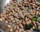 शेंगदाण्याची उसळ (shengdanyachi usal recipe in marathi) रेसिपी स्टेप 3 फोटो 