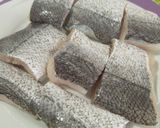 Foto del paso 1 de la receta: Merluza en salsa de champiñones