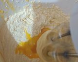 Foto langkah ke 2 dari resep Marmer Cake Thomas Law.